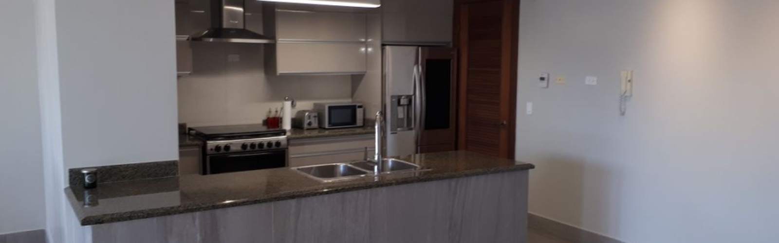 2 Habitaciones Habitaciones, ,2 BathroomsBathrooms,Apartamento,En Alquiler,1106